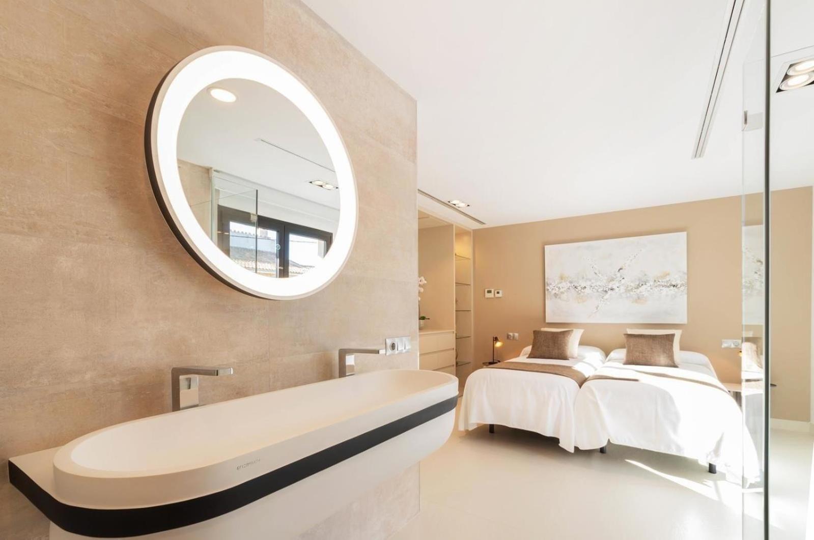 In Bger Mit Privatem Pool Ferienhaus